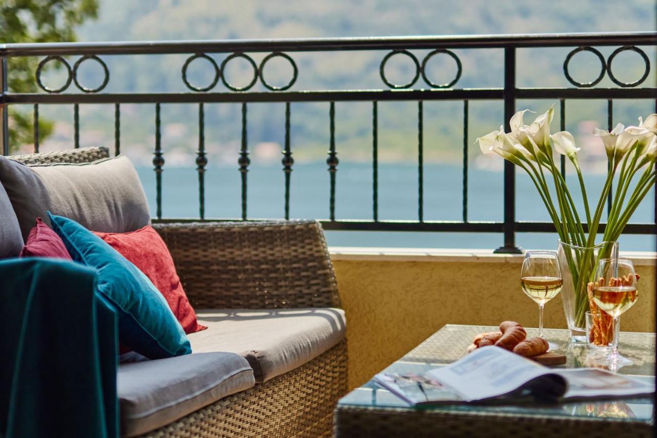 Iva'S Sea View Balcony Apartment Kotor Luaran gambar